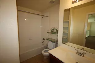 5032 Irvine Ln, Del Valle, TX 78617 - Photo 34