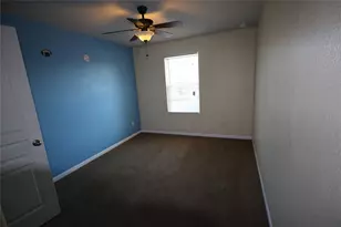 5032 Irvine Ln, Del Valle, TX 78617 - Photo 32