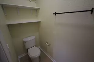 5032 Irvine Ln, Del Valle, TX 78617 - Photo 22