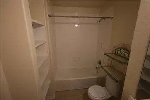 5032 Irvine Ln, Del Valle, TX 78617 - Photo 20