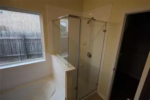 5032 Irvine Ln, Del Valle, TX 78617 - Photo 16