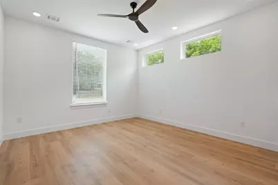 2004 Maxwell Lane, Austin, TX 78741 - Photo 4