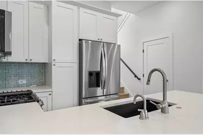 2004 Maxwell Lane, Austin, TX 78741 - Photo 24