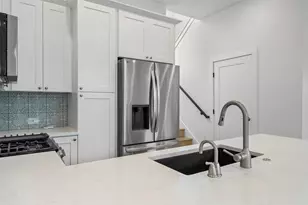 2004 Maxwell Ln, Austin, TX 78741 - Photo 24