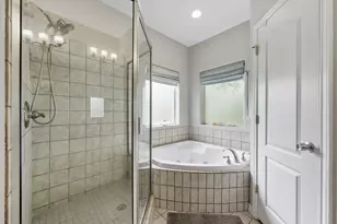 521 Lucy Ln, Horseshoe Bay, TX 78657 - Photo 20