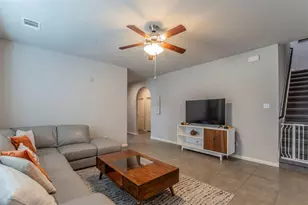 352 S Brook Dr, Leander, TX 78641 - Photo 10