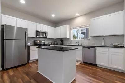 203 Mossycup Drive, San Marcos, TX 78666 - Photo 10