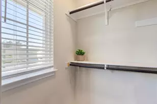 203 Mossycup Dr, San Marcos, TX 78666 - Photo 8