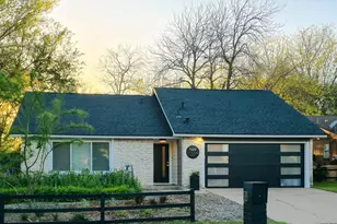 509 Blackberry Dr, Austin, TX 78745 - Photo 2