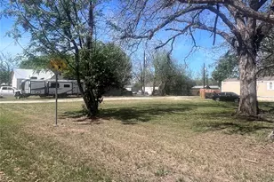 Tbd SE 2nd St, Smithville, TX 78957 - Photo 1