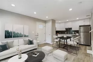 935 La Posada Dr, Austin, TX 78752 - Photo 2