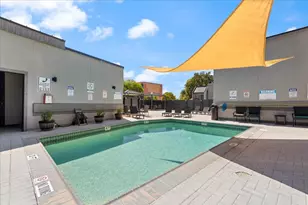 935 La Posada Dr, Austin, TX 78752 - Photo 26