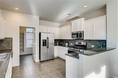 10920 Worn Sole Drive, Austin, TX 78754 - Photo 8