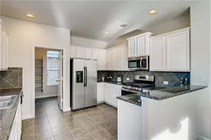 10920 Worn Sole Dr, Austin, TX 78754 - Photo 8