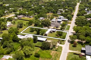 1840 Pine St, San Marcos, TX 78666 - Photo 30