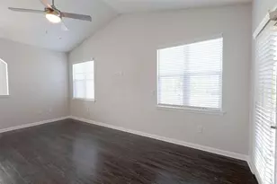 12215 Hunters Chase Dr, Austin, TX 78729 - Photo 4