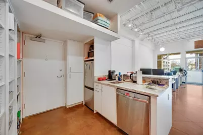 2401 E 6th Street #2018, Austin, TX 78702 - Photo 14