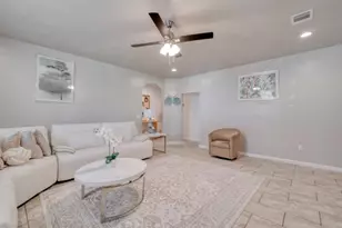 440 E Clark St, Bartlett, TX 76511 - Photo 4