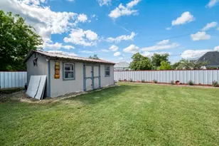 440 E Clark St, Bartlett, TX 76511 - Photo 24
