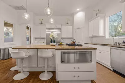 2703 McCullough Street, Austin, TX 78703 - Photo 18