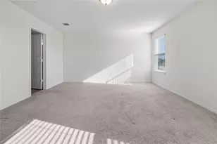 18501 Spotted Eagle Ln, Elgin, TX 78621 - Photo 24