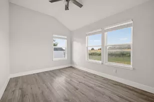 510 Wilson Rd, Red Rock, TX 78662 - Photo 34