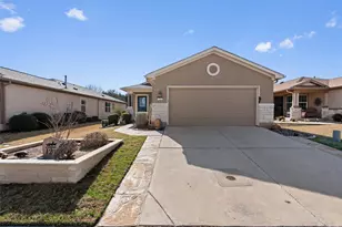 124 Huntsville Cove, Georgetown, TX 78633 - Photo 2