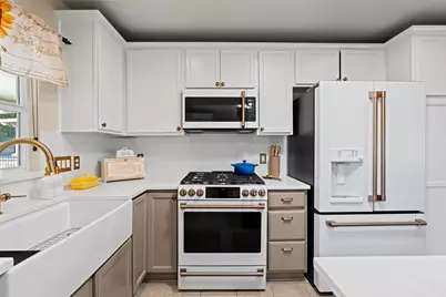 124 Huntsville Cove, Georgetown, TX 78633 - Photo 10