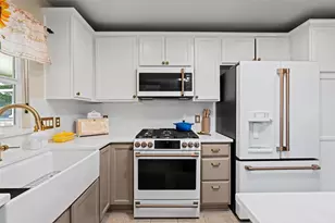 124 Huntsville Cove, Georgetown, TX 78633 - Photo 10