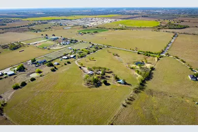 17901 Steger Lane, Manor, TX 78653 - Photo 18