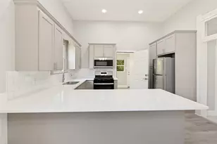 1159 San Bernard St, Austin, TX 78702 - Photo 16