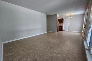 6800 Lunar Dr, Austin, TX 78745 - Photo 6