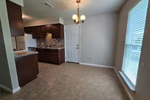 6800 Lunar Dr, Austin, TX 78745 - Photo 8