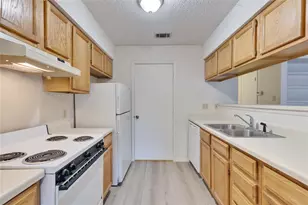 11900 Alpheus Ave, Austin, TX 78759 - Photo 6