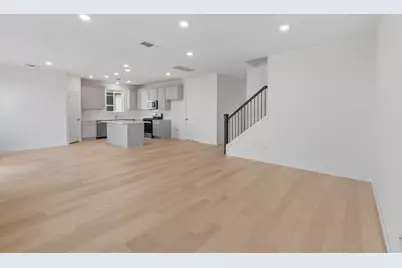 400 Sullivan Way, Elgin, TX 78621 - Photo 8