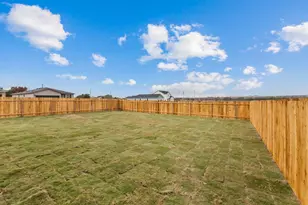 400 Sullivan Way, Elgin, TX 78621 - Photo 30