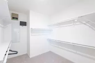 101 Hollister Dr, Liberty Hill, TX 78642 - Photo 2