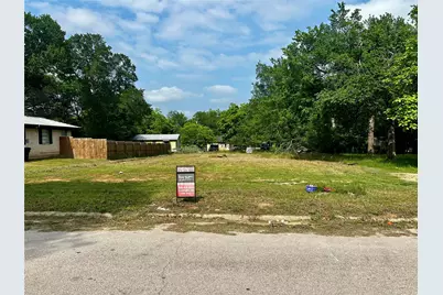 710 Scarbrough Street, Rockdale, TX 76567 - Photo 2