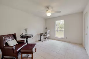 185 E Broken Tree Ln, Smithville, TX 78957 - Photo 22