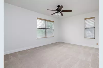 9305 Rolling Oaks Trail, Austin, TX 78750 - Photo 24