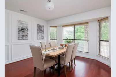 9305 Rolling Oaks Trail, Austin, TX 78750 - Photo 10