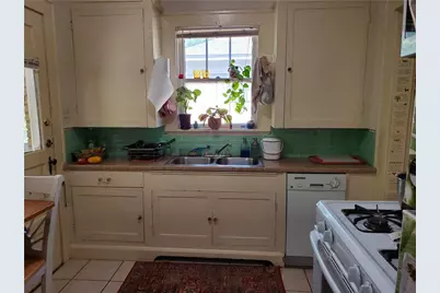 705 Graham Place, Austin, TX 78705 - Photo 14