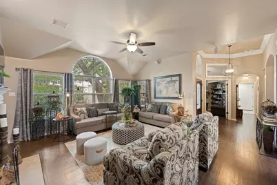 139 Double Eagle Drive, Lakeway, TX 78738 - Photo 6