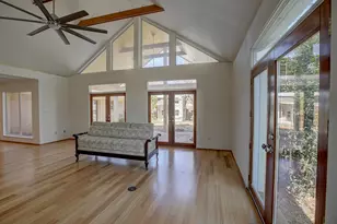 1607 S Elm St, Georgetown, TX 78626 - Photo 1