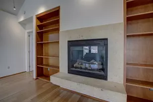 1607 S Elm St, Georgetown, TX 78626 - Photo 18