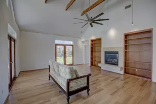 1607 S Elm St, Georgetown, TX 78626 - Photo 20