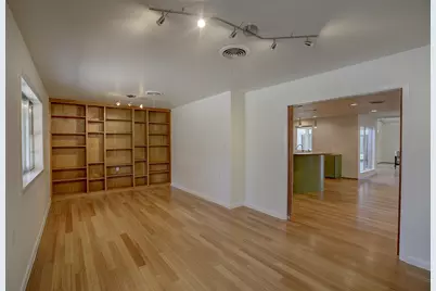 1607 S Elm Street, Georgetown, TX 78626 - Photo 10