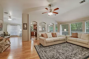 1515 Laurel Oak Loop, Round Rock, TX 78665 - Photo 4