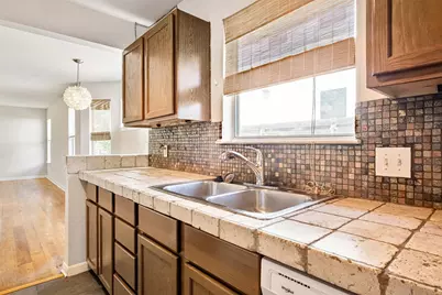 1502 Garden Street, Austin, TX 78702 - Photo 14