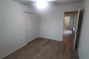 6909 Hyland Cir, Austin, TX 78744 - Photo 22